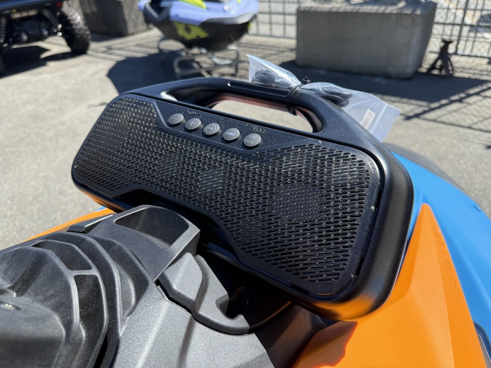 2026 Sea-doo Spark™ 3up Trixx-90 (sound System) alt