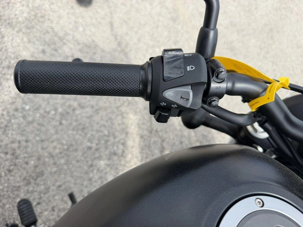 2026 Honda Rebel 300 E-clutch alt