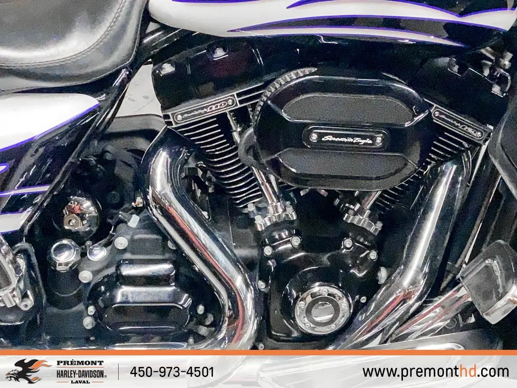 Harley-Davidson CVO Street GlideFLHXSE 2016