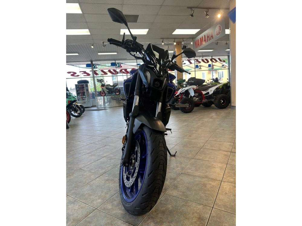 2023 Yamaha Mt-07 alt