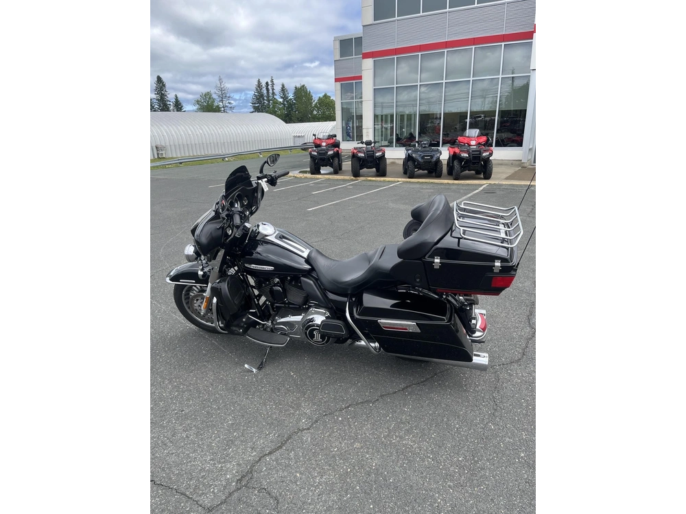 Harley-davidson Electra Glide Ultra Limited 2011 alt