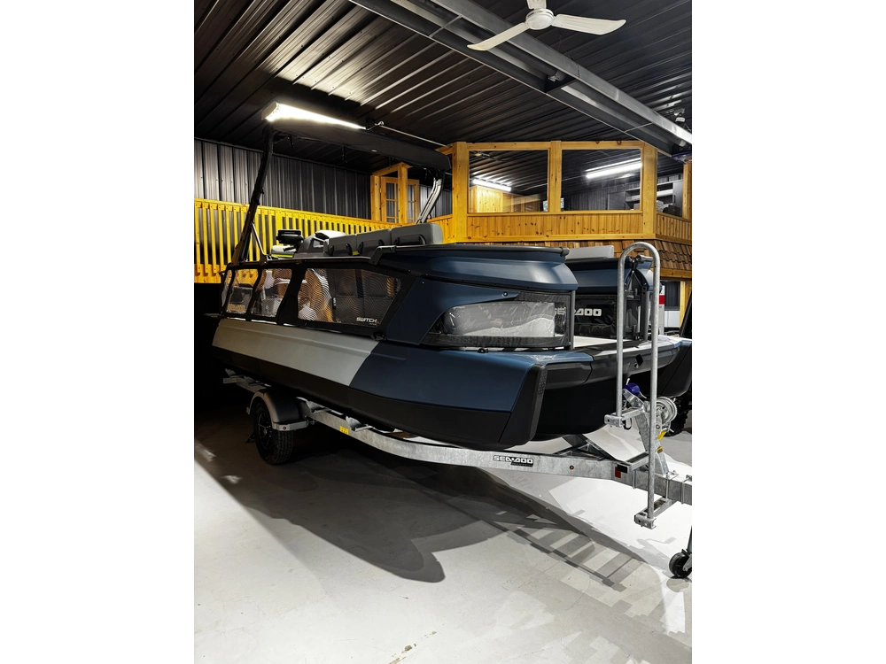 2026 Sea-doo Switch Cruise Ltd 21' 300hp alt