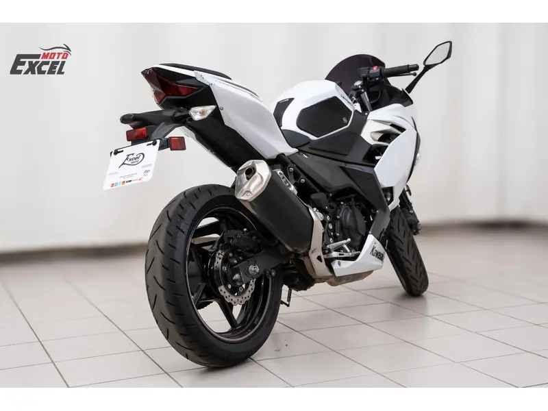 Kawasaki NINJA 400 2023