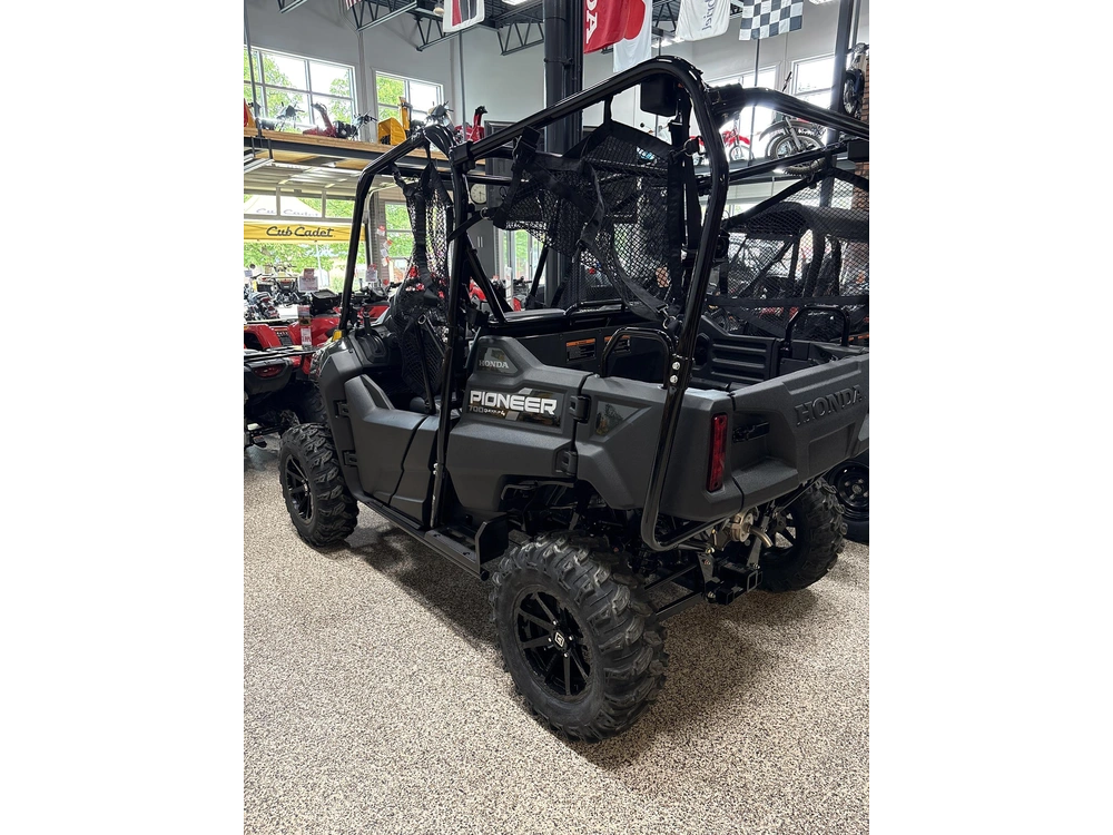 Honda Pioneer 700-4p Dlx 2026 alt