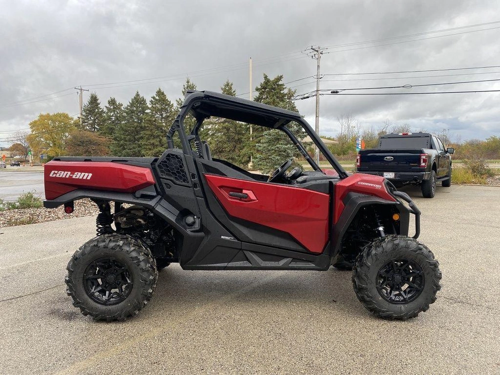 2026 Can-am Commander Xt 700 alt
