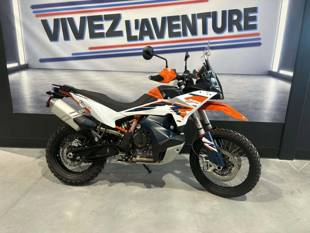 Ktm 890r 2025 alt