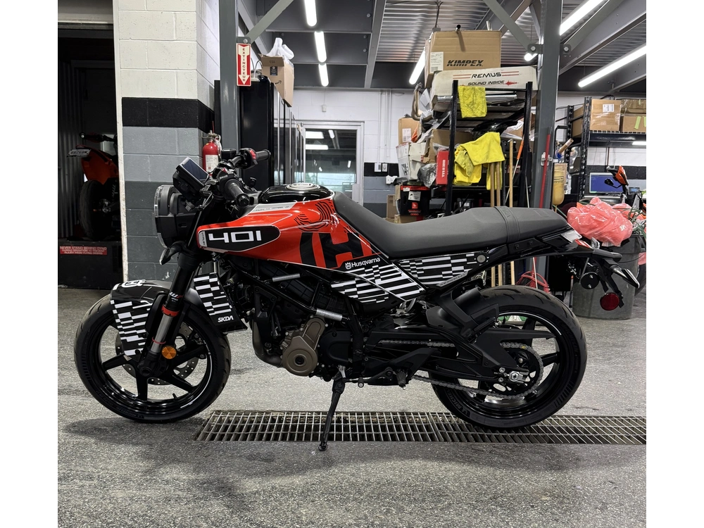 Husqvarna Vitpilen 401 B.d. 2024 alt