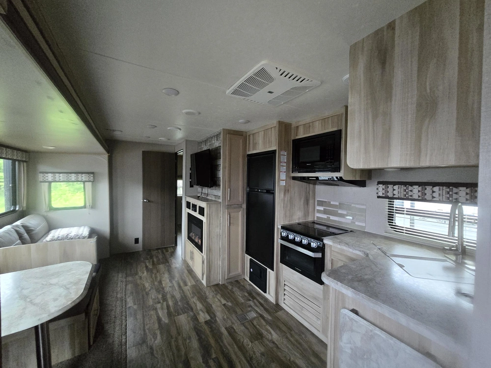 Coachmen Catalina 313dbdsle 2020 alt