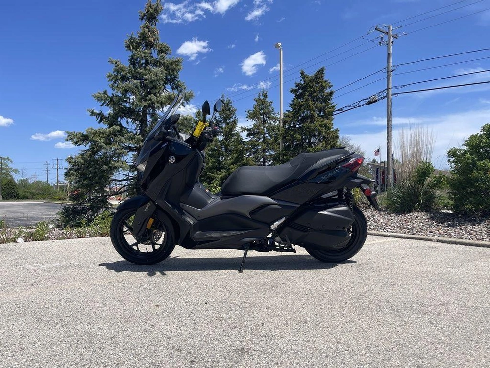 2026 Yamaha Xmax alt