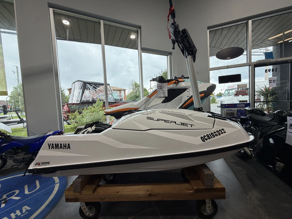Yamaha Superjet 2022 alt
