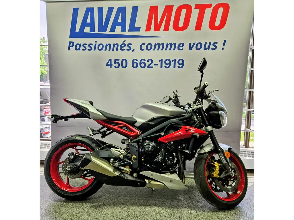 TRIUMPH STREET TRIPLE 675 RX 2016