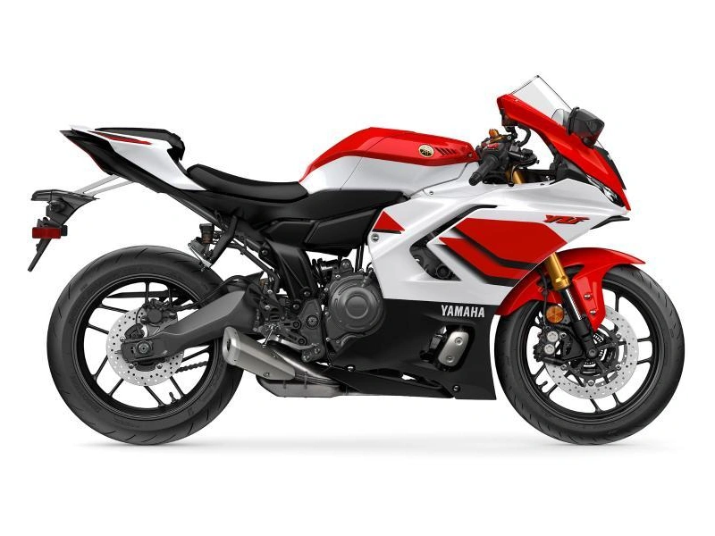Yamaha Yzf-r7 2026 alt