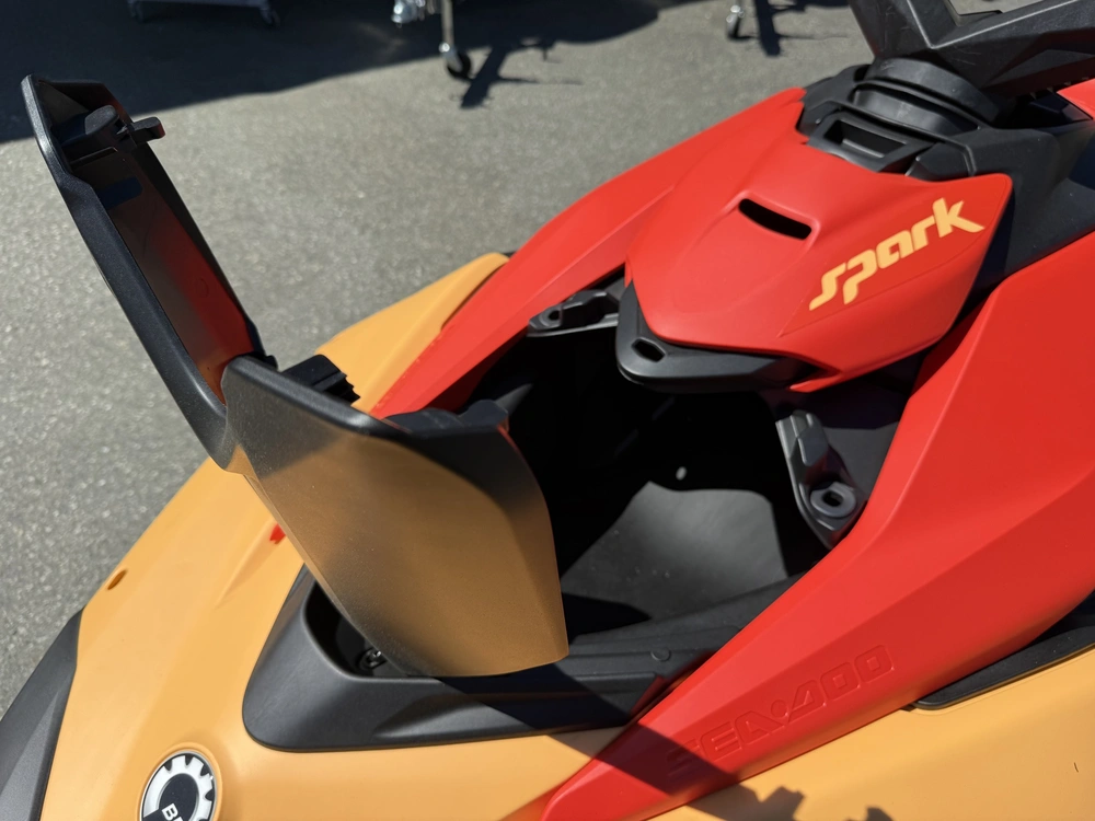 2026 Sea-doo Spark™ 2up alt