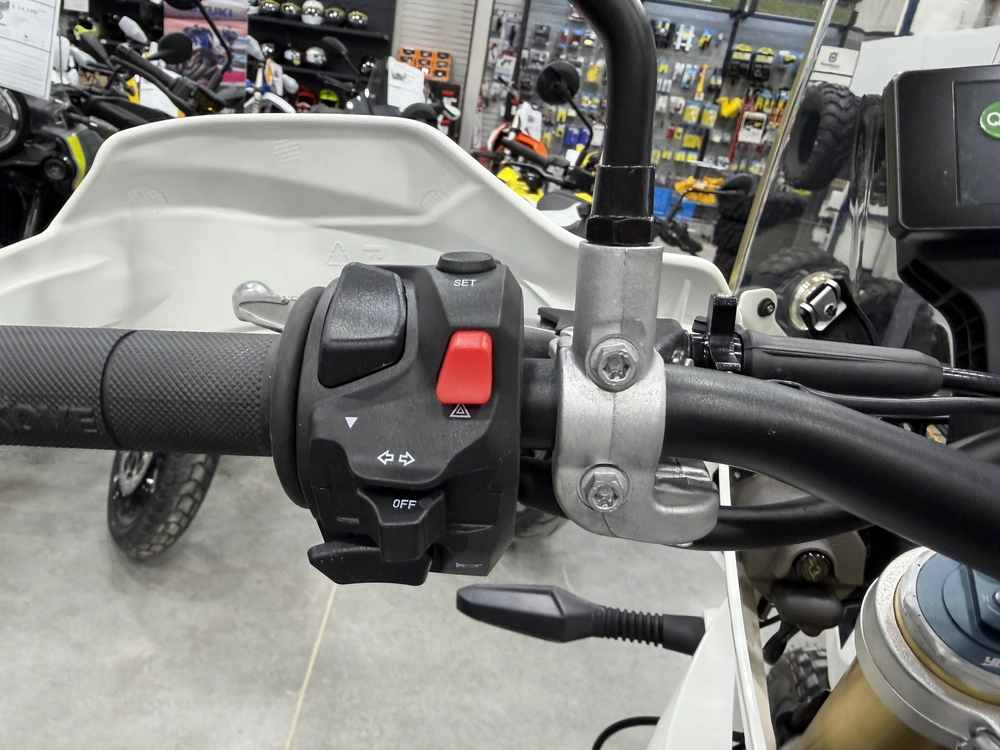 2026 Kove Moto 450 Rally High Seat alt