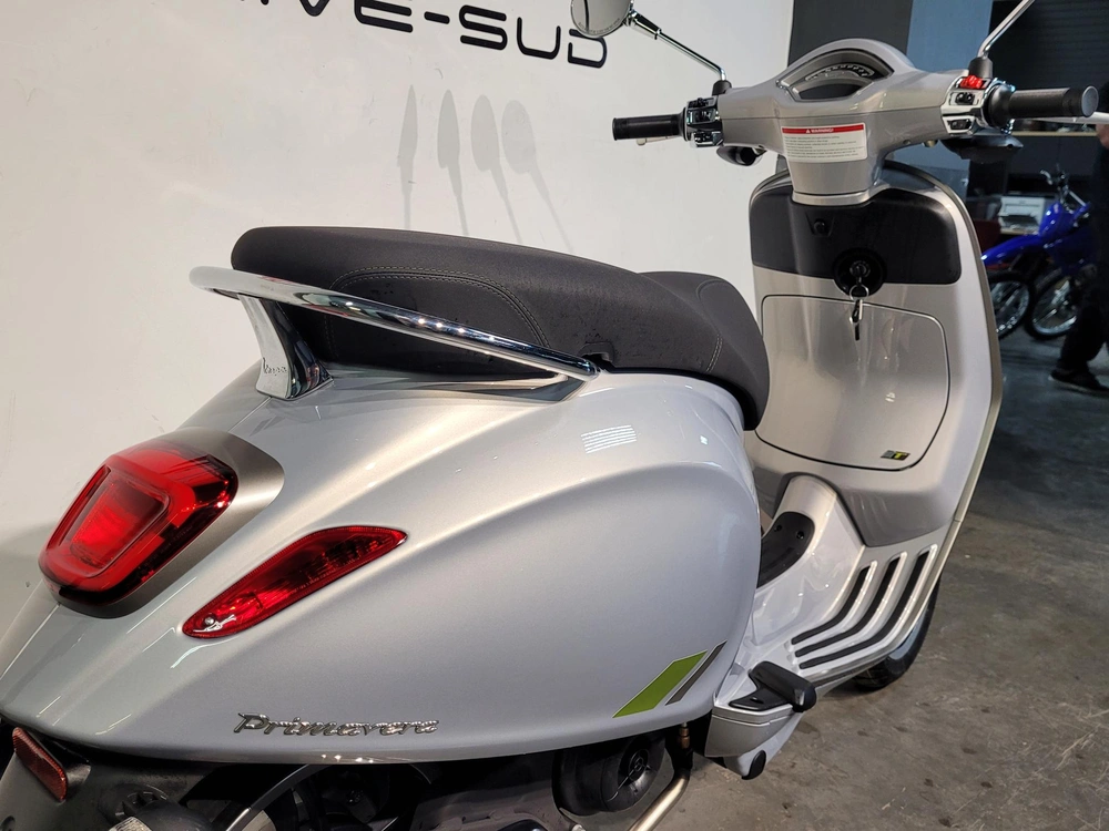 Vespa Primavera 50 Tech *0.99% / 36 Mois💳 2025 alt