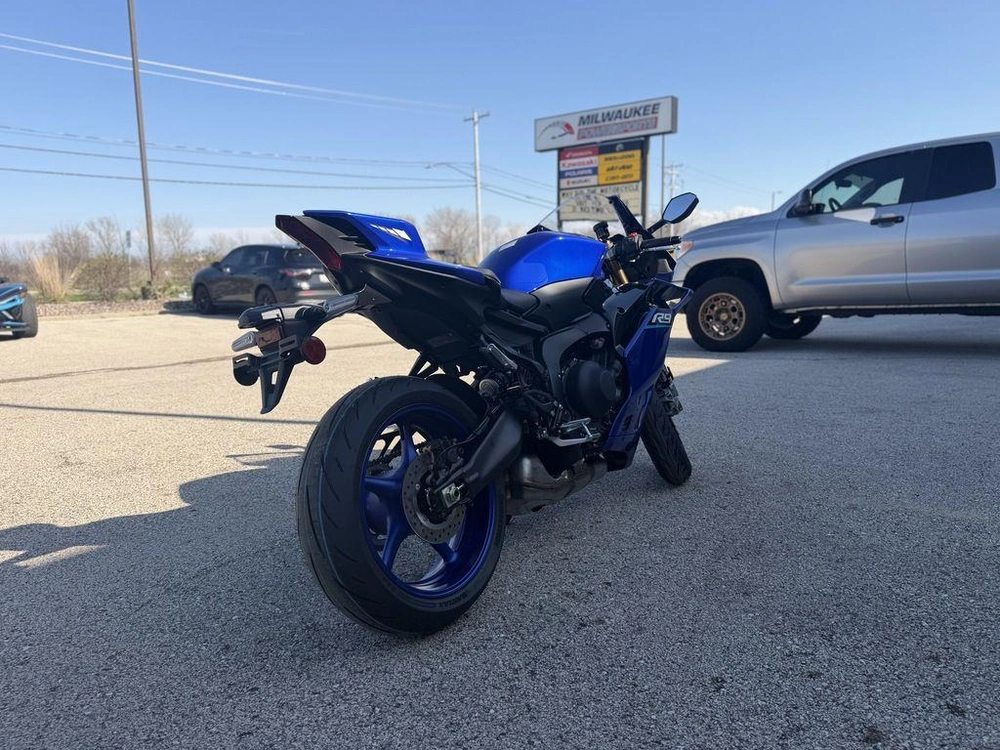 2026 Yamaha Yzf-r9 alt