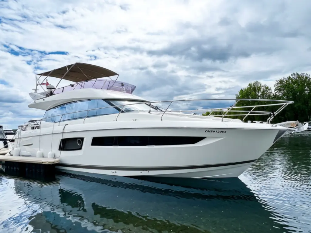 2020 Prestige Yachts 500