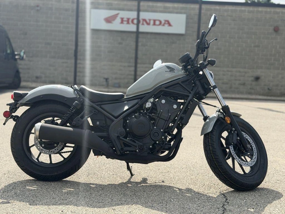 2026 Honda Rebel 500 alt