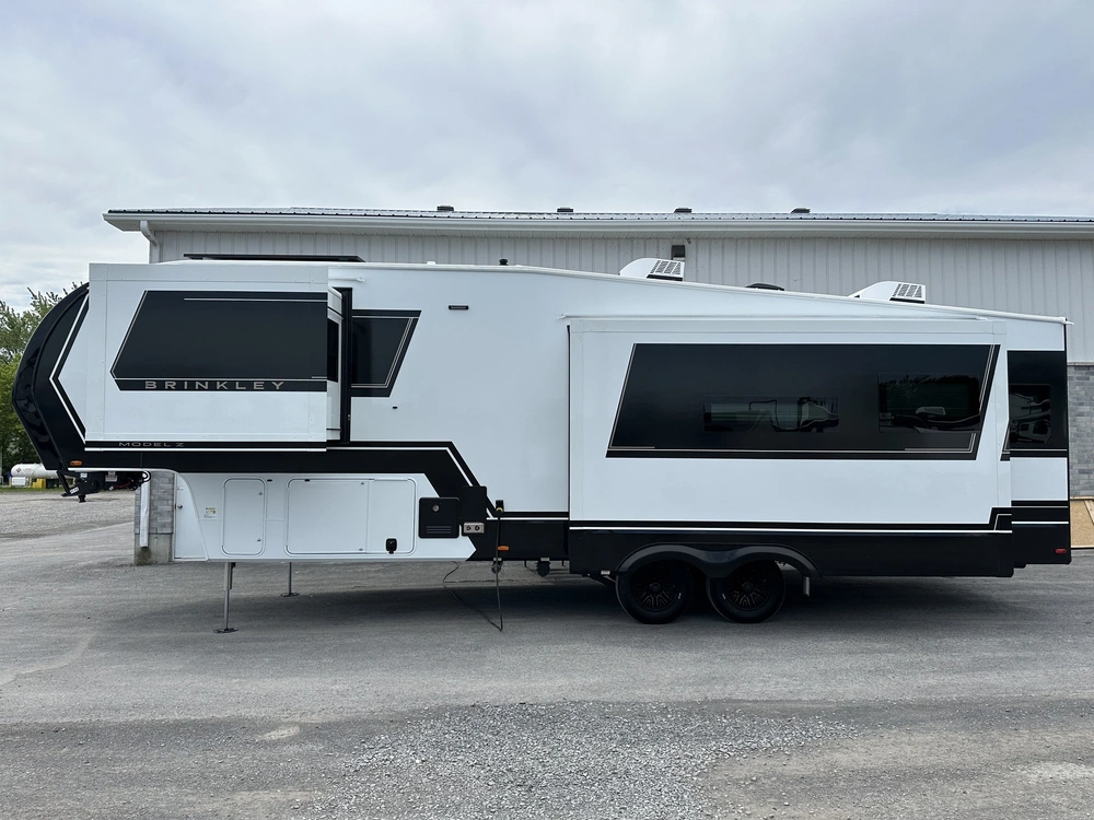 2027 Brinkley Rv Z3100 alt
