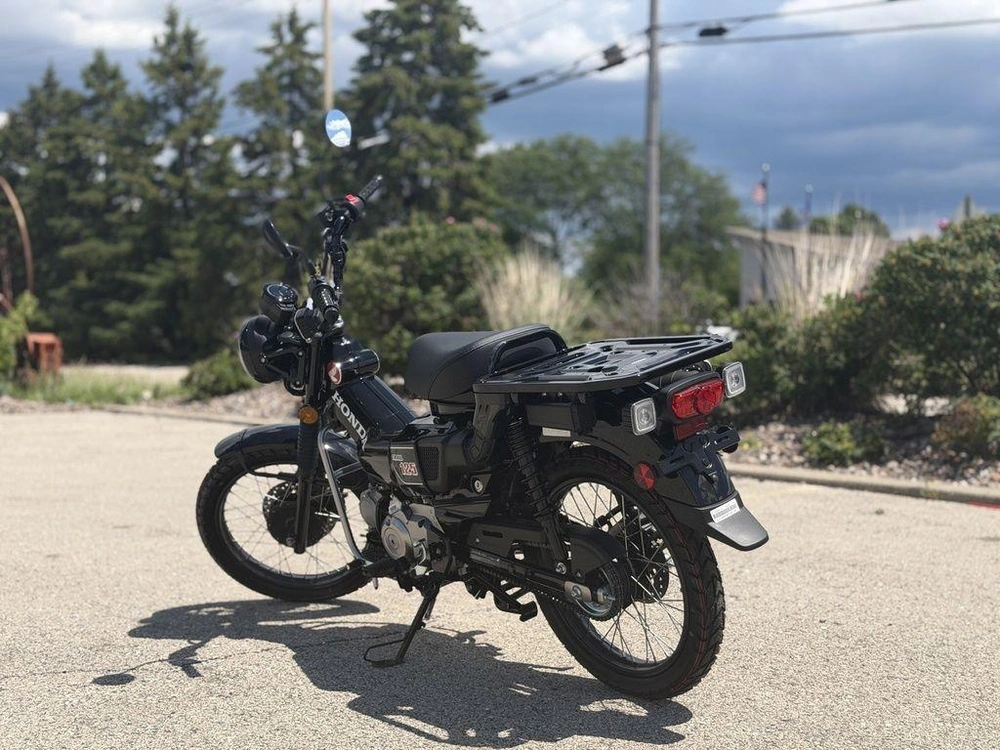 2026 Honda Trail125 alt