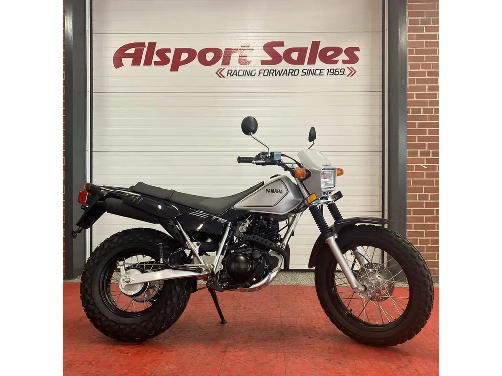 2026 Yamaha Tw200 alt