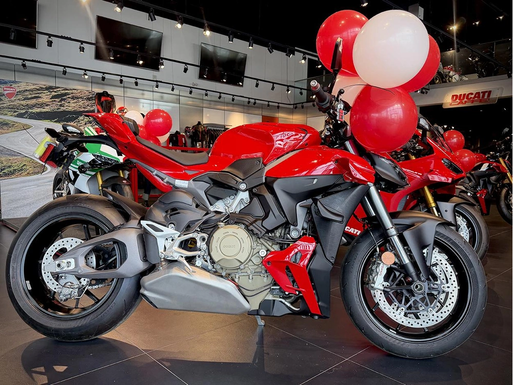 Ducati Streetfighter V4 3g 2025 alt
