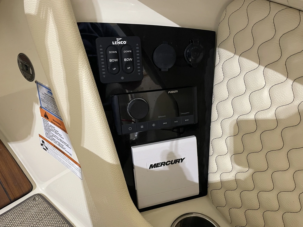 2022 Chris-craft Launch 28 Gt alt