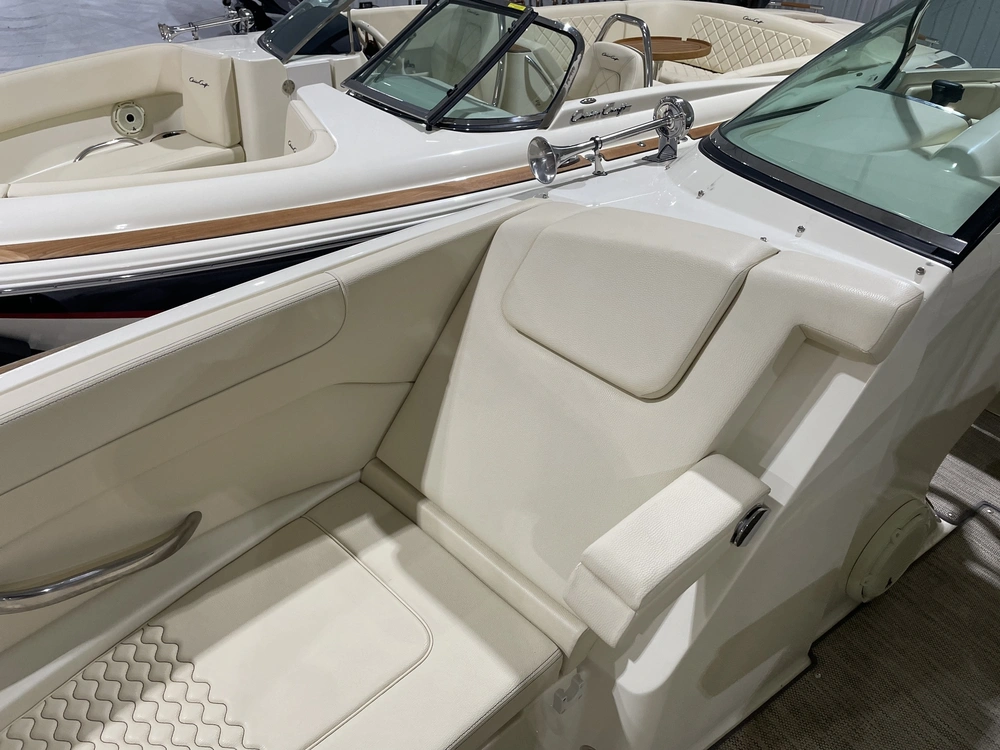 2022 Chris-craft Launch 28 Gt alt