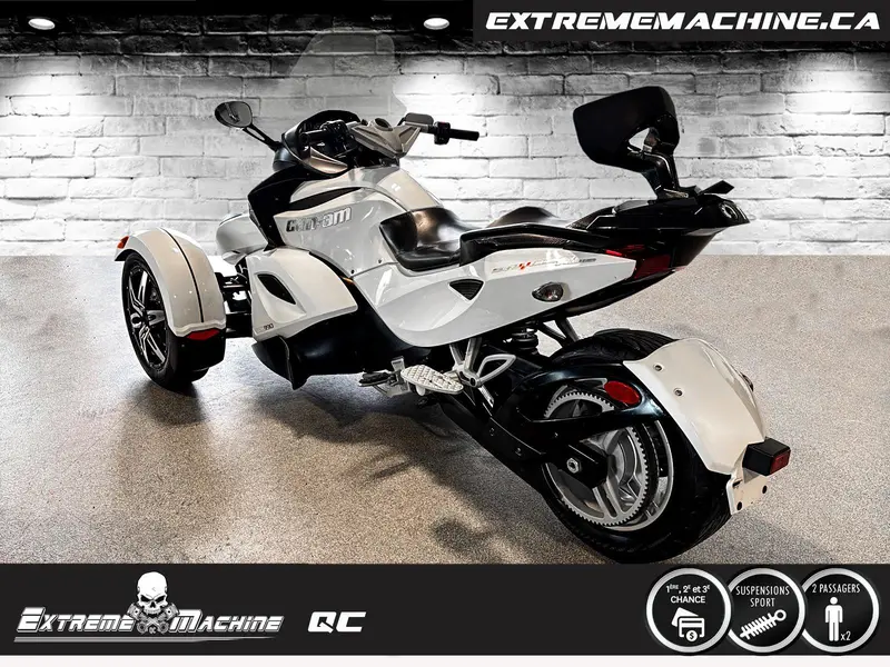 Can-Am CAN AM SPYDER RS-S SE5 TRÈS PROPRE & PRÊT POUR LA SAISON!!! 2010