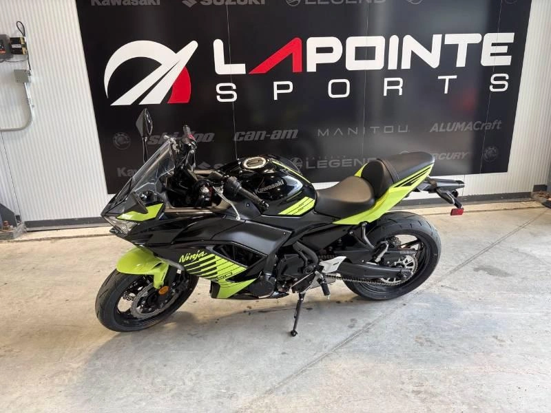 2026 Kawasaki Ninja 650 Krt alt