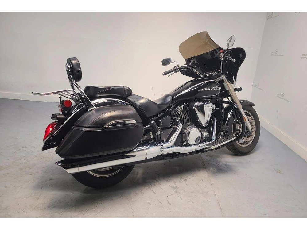 2014 Yamaha V-star 1300 Tourer alt