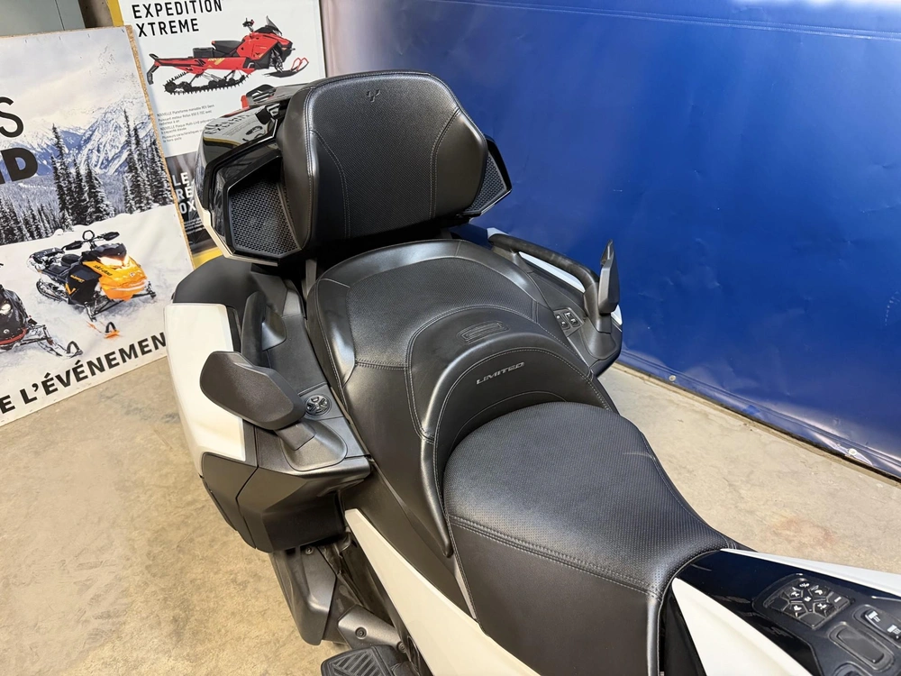 Crestliner Spyder Rt Limited 2021 alt