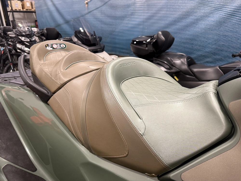 2022 Sea-doo Gtx Limited 300 alt