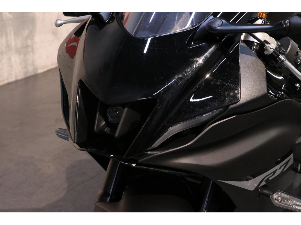 Yamaha Yzf-r7 2025 alt