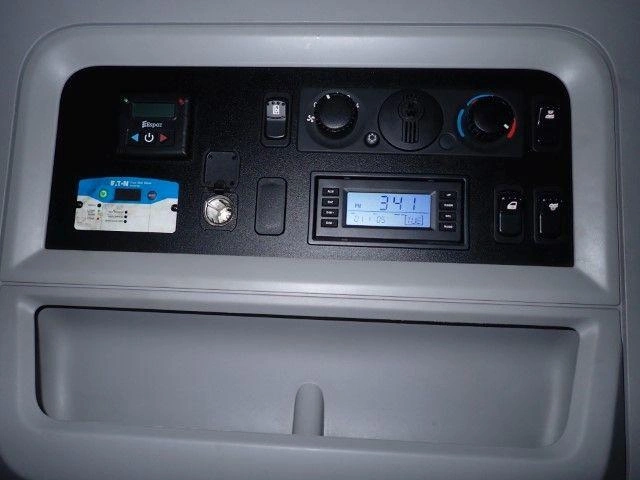 Kenworth W990 2023