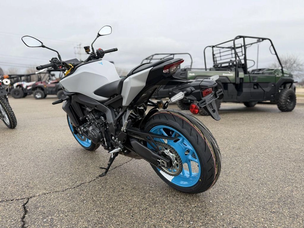 2026 Yamaha Mt-09 alt