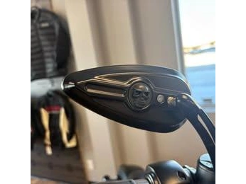 Harley-davidson Xl883 Iron Dark 2014 alt