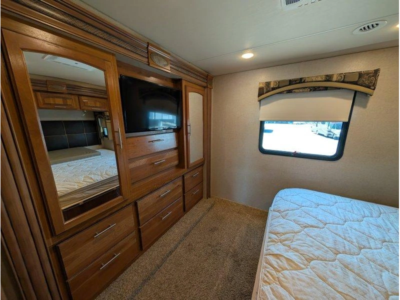 Jayco Precept 35s 2016 alt