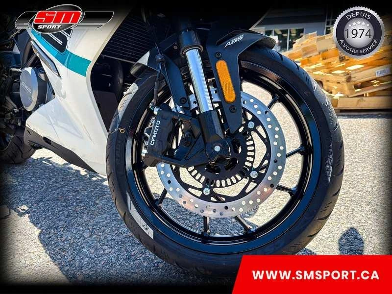 Cfmoto 300 Ss 2024 alt