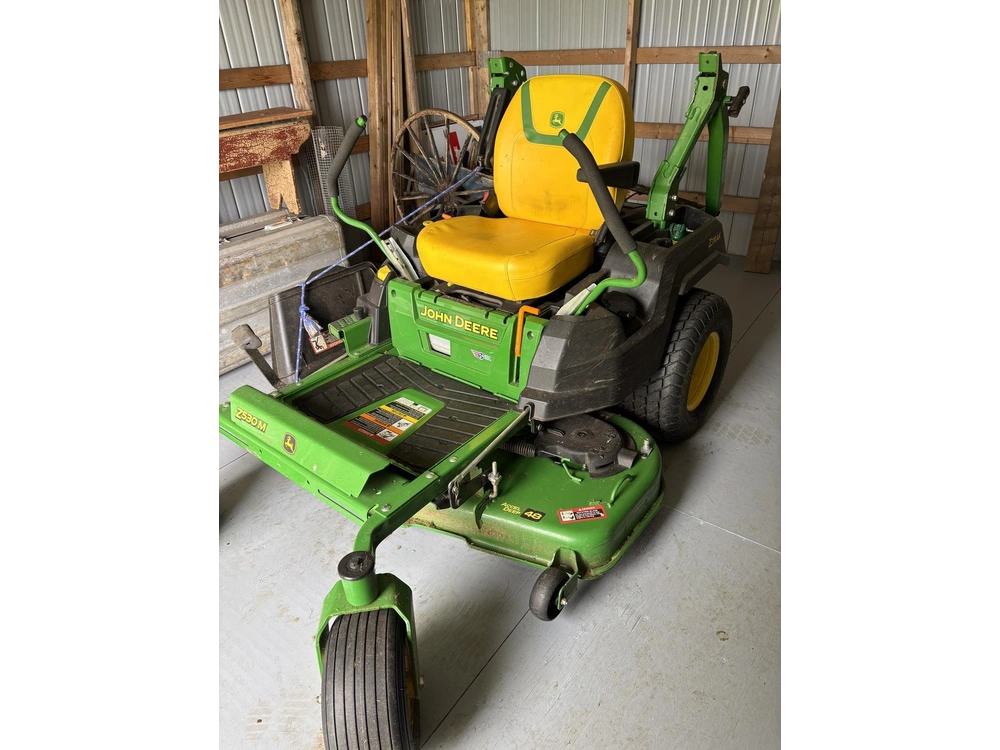 2023 John Deere Z530m alt