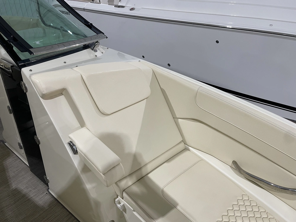 2022 Chris-craft Launch 28 Gt alt