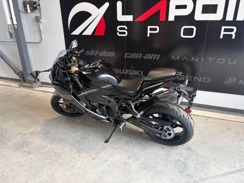 Kawasaki Ninja Zx-4rr 2026 alt