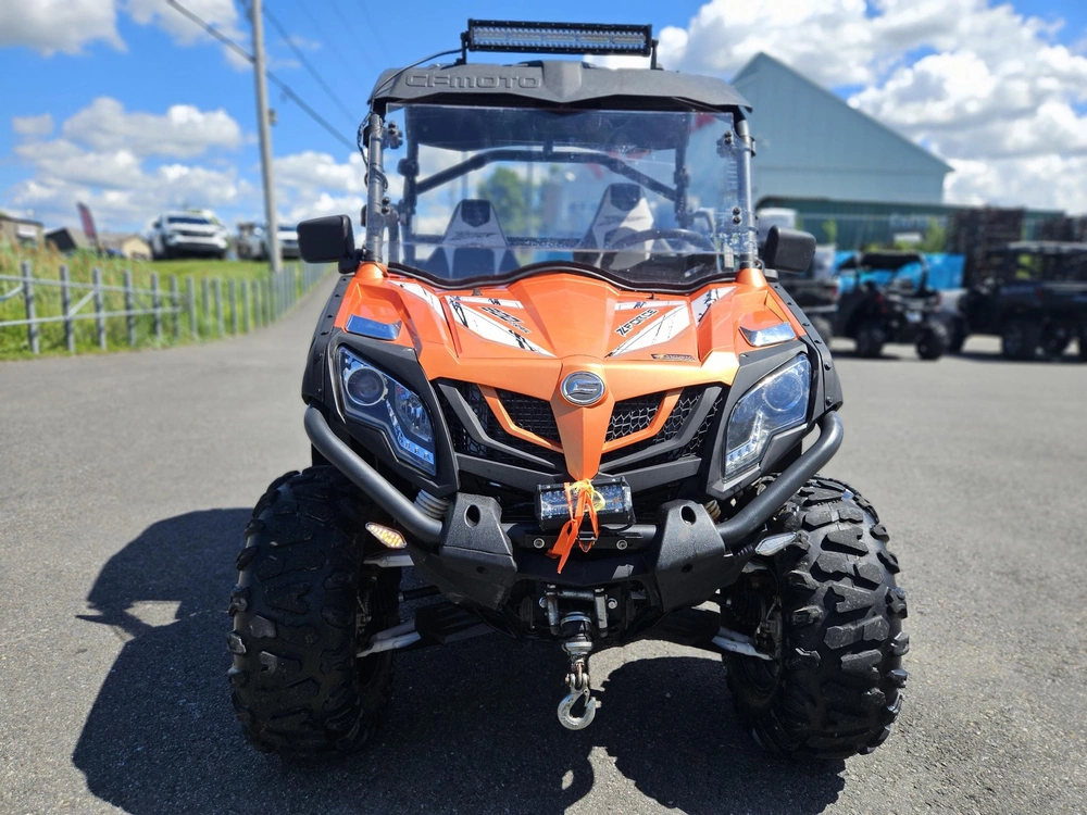 2019 Cfmoto Zforce 800 alt