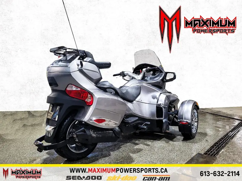 Can-Am SPYDER RT S 2012