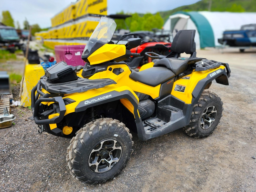 2014 Can-am Outlander Max Xt 650 alt