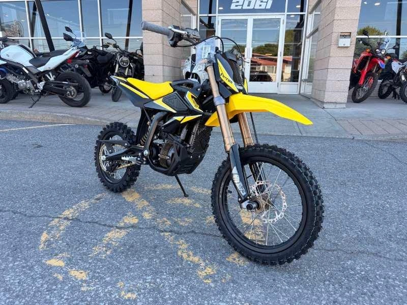 Surron Hyper Bee 2026 alt
