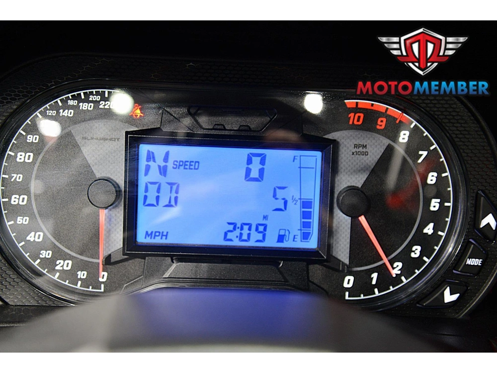 2026 Slingshot R Autodrive alt