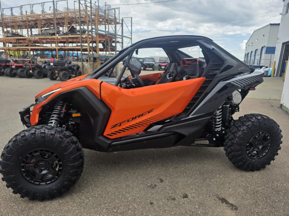 2026 Cfmoto Zforce Z10 Lava Orange alt
