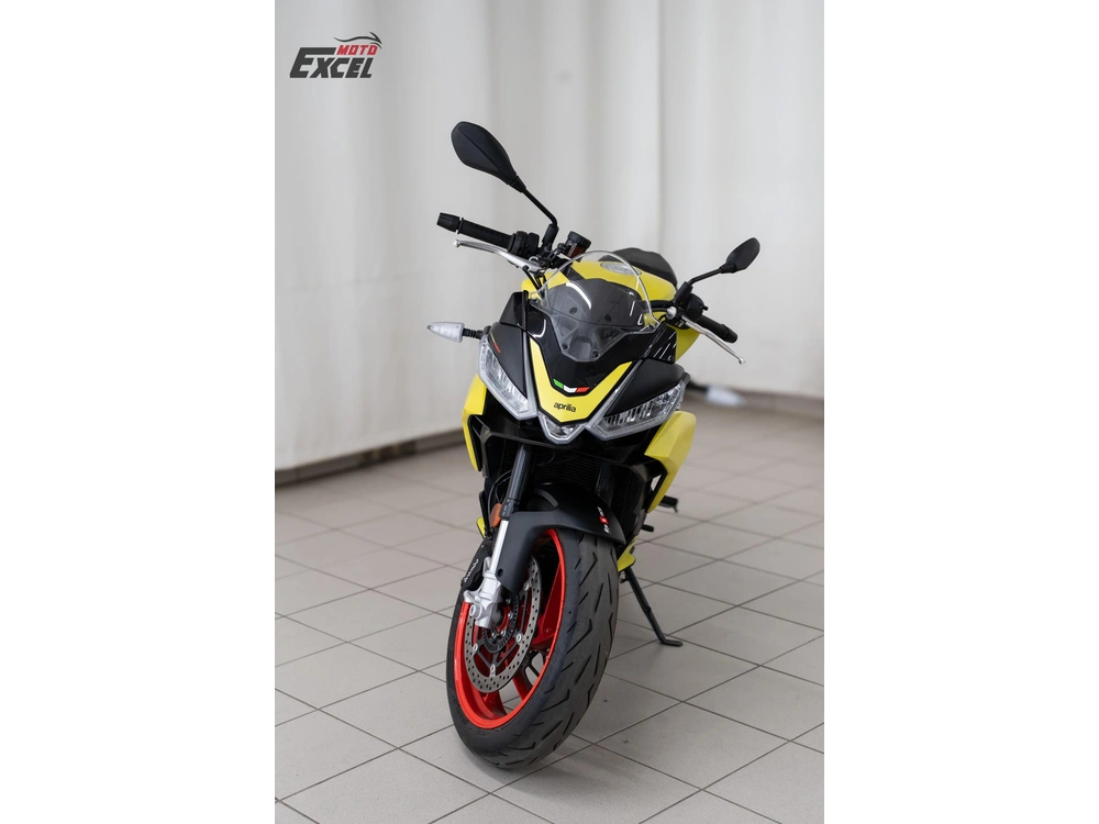 2021 Aprilia Tuono 660 alt