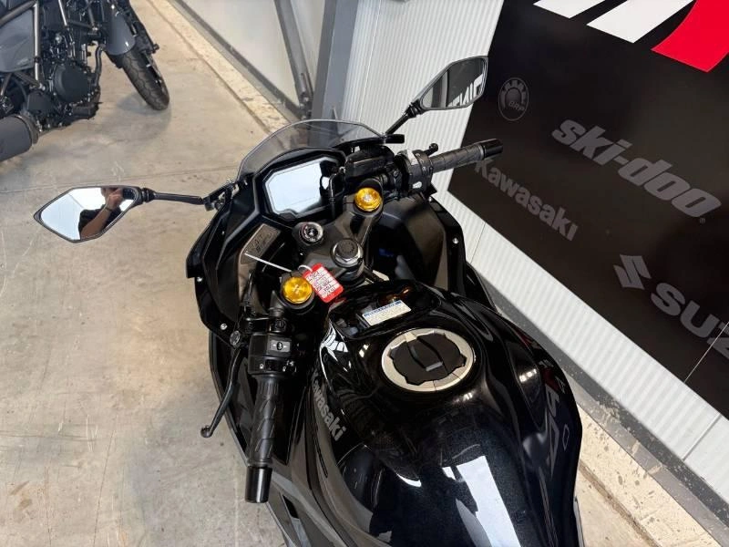Kawasaki Ninja Zx-4rr 2026 alt